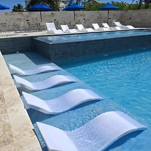  Apartamento Playa Juan Dolio, Rd-acceso Privado A La Playa Justo Al Frente En 1ra Linea, Areas Sociales, Bbq, Piscina, Gazebos-parqueo-wifi-netflix-al Lado De Minimarket, Restaurantes, Bares, Tiendas, Clubes De Playa, Campos De Golf, Bancos Comerciales Y Mas